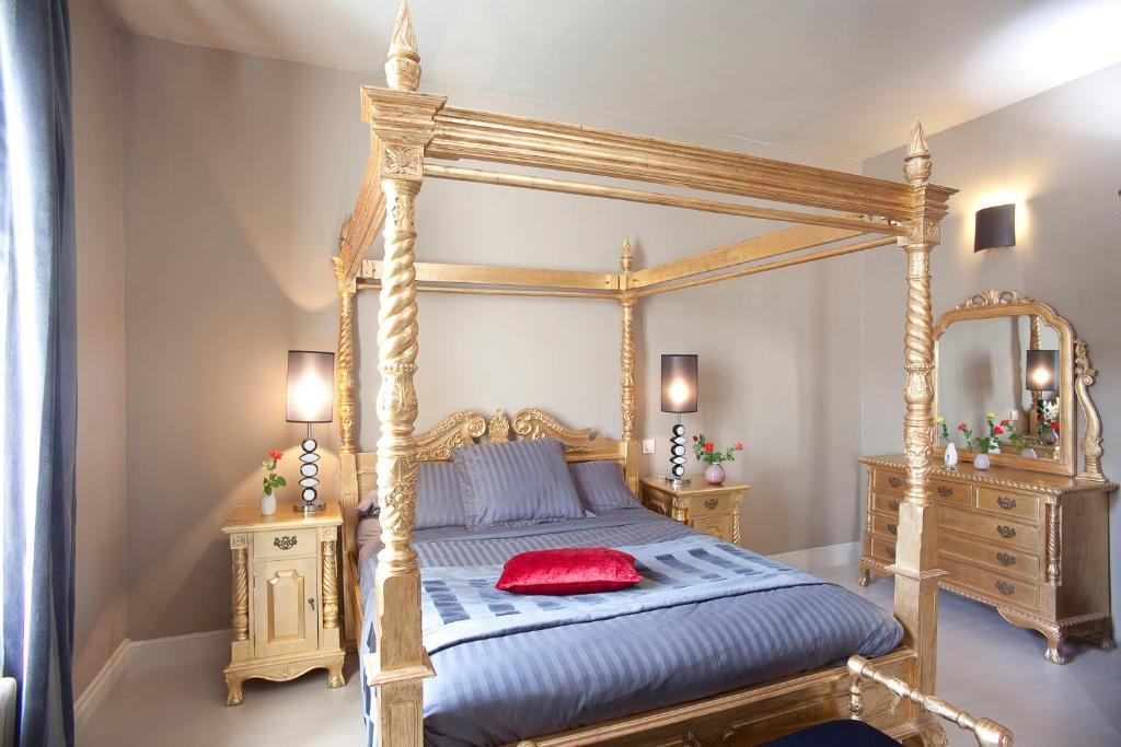 Le Relais Du Silence Chateau Lavail Labastide-dʼAnjou الغرفة الصورة
