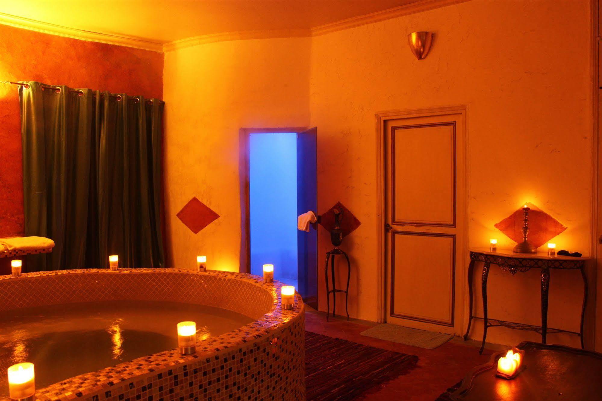 Le Relais Du Silence Chateau Lavail Labastide-dʼAnjou المظهر الخارجي الصورة