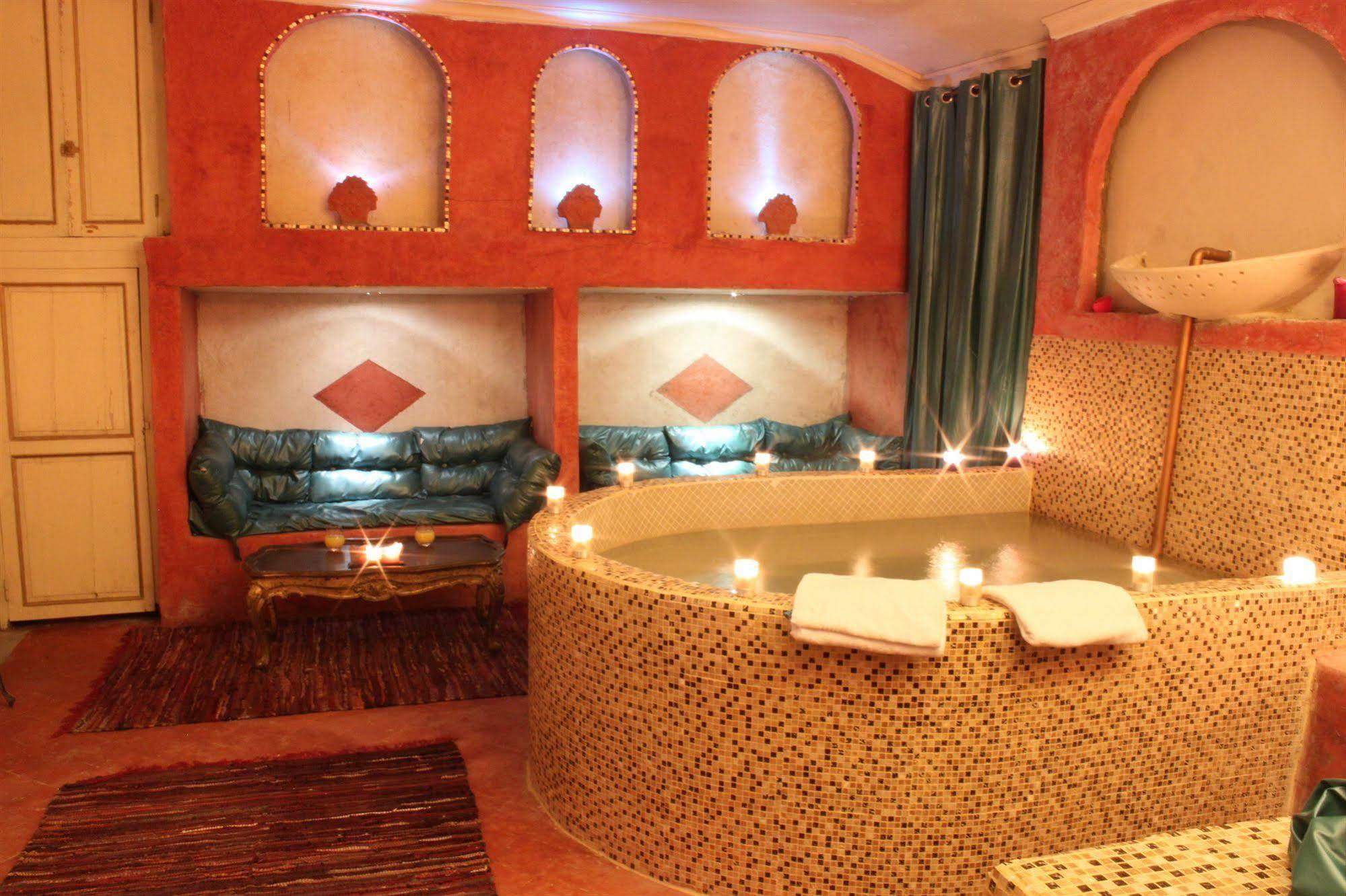 Le Relais Du Silence Chateau Lavail Labastide-dʼAnjou المظهر الخارجي الصورة